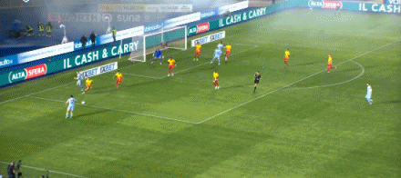 leyu中心-半场：尤文1-0莱切，弗拉霍维奇开场12秒闪击